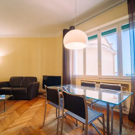 Apartament Elegant In The Center By Wonderful Italy