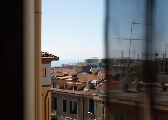 Elegant In The Center By Wonderful Italy *